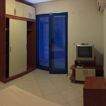 Apartmani Mainski Put 39 บุดวา ภายนอก รูปภาพ